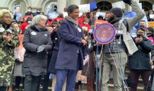 NY: Inmigrantes podrán votar en elecciones municipales