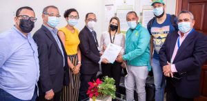 Alpaís entrega JCE padrón electoral de más de 7 mil afiliados