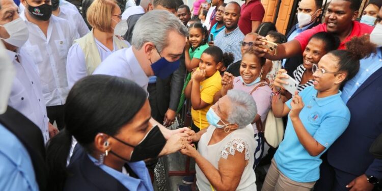 Abinader visitará tres provincias desde este viernes y el sábado imagen