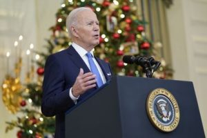 Biden descarta restricciones en EE.UU. por COVID-19 y ómicron