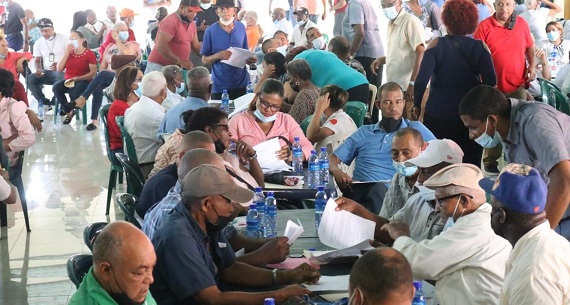 PRM consulta circunscripciones DN, participan 450 organizaciones imagen