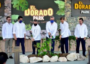 Presidente participa en el inicio construcción del Dorado Park