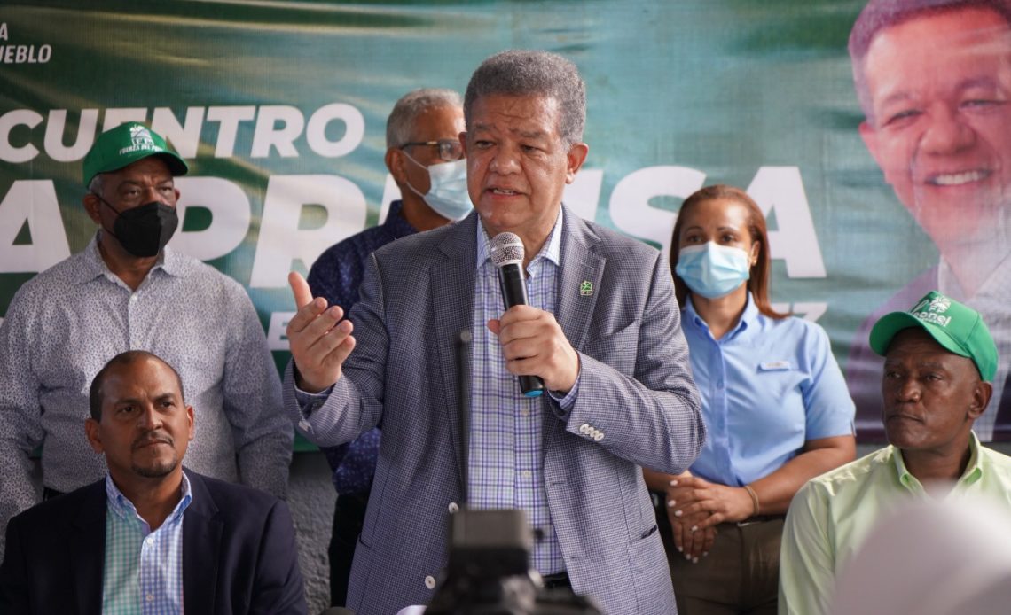 Leonel: Para proteger frontera hay que mejorar vida de militares imagen