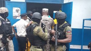 HAITI: Sindicato policial se queja por ataques contra comisarías