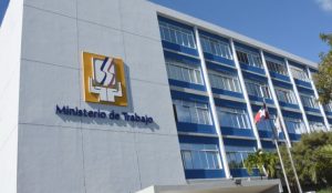 El lunes 2 de mayo es no laborable en la República Dominicana