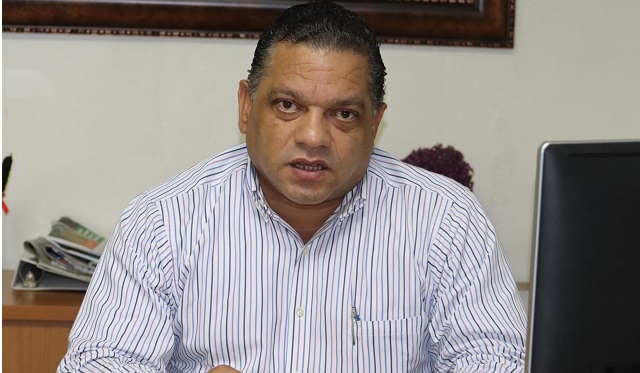 Mario Díaz defiende posición de
Abinader subsidio combustibles imagen