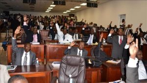 Senado invita a primer ministro haitiano a discutir sobre crisis
