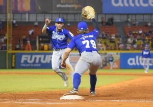 Aguilas y Estrellas triunfan en el torneo beisbol profesional de RD