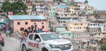 Bandas armadas asesinan dos periodistas  en Haití, otro escapa