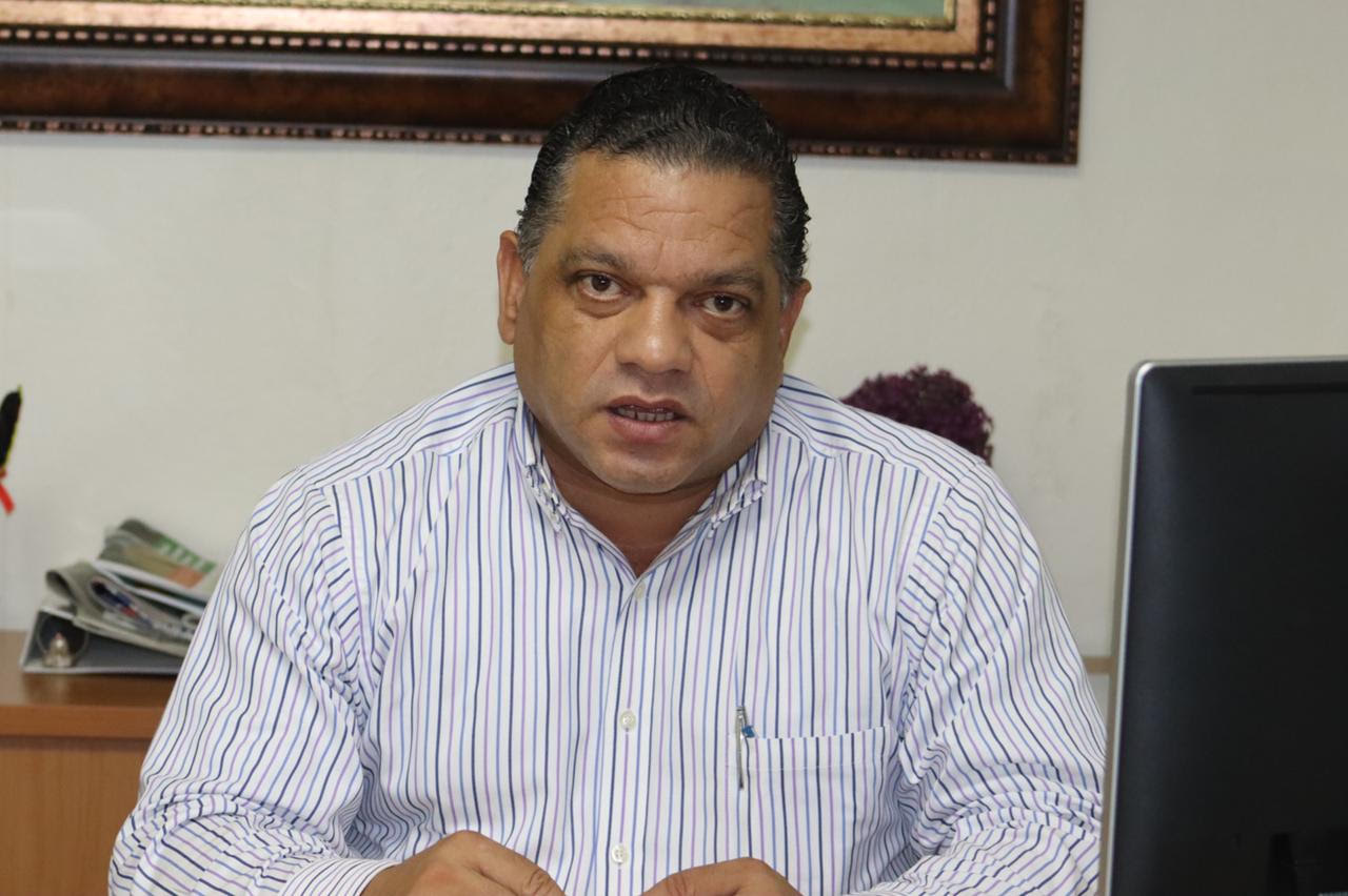 Mario Díaz retira propuesta de reducir 50+1 para elección presidencial imagen