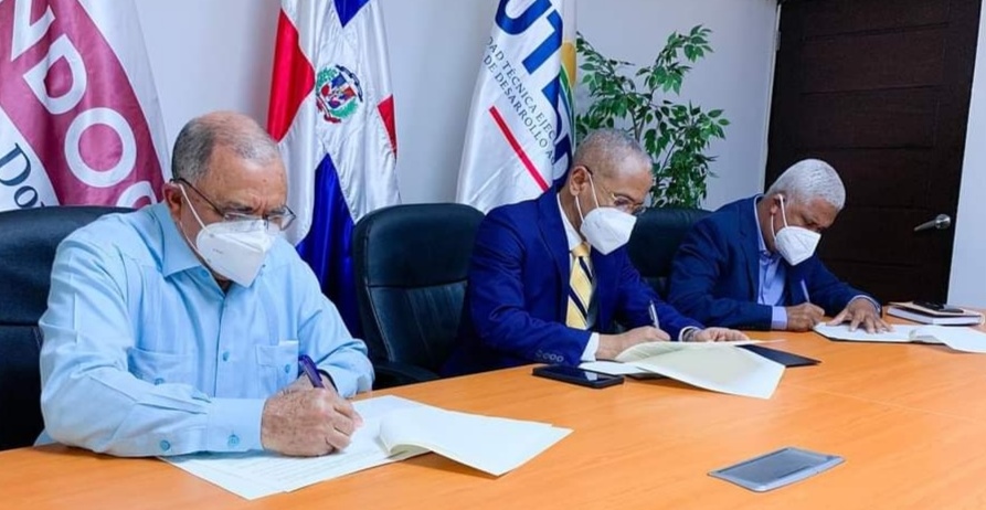 Firman acuerdo para beneficiar zonas cafetaleras del suroeste RD. imagen