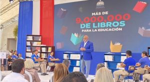 Ministerio de Educación entregó nueve millones de libros de texto