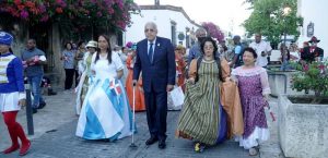 Luis El Gallo y Gloria Penzo son los reyes del Carnaval Zona Colonial