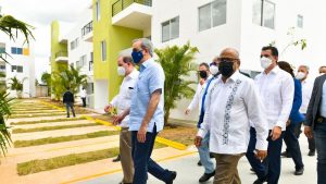 Inauguran proyecto de viviendas populares «Palmas de San Pedro»