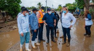 Gobierno lleva ayuda a familias afectadas por las lluvias