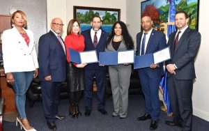 NY: Consulado RD reconoce a tres por Mes Herencia Dominicana