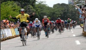 Venezolano Luis Gómez gana etapa Vuelta Ciclista dominicana