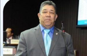 Restos diputado López Chávez expuestos desde hoy en Valverde