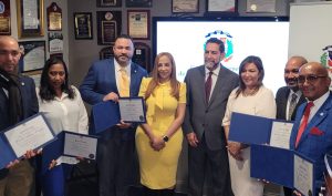 NUEVA YORK: Consulado RD reconoce nueve dominicanos