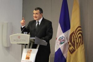 Presidente de la JCE defiende voto en el exterior