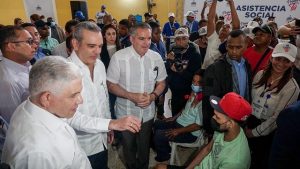 SANTIAGO: Presidente dice el Gobierno llega corazón de barrios