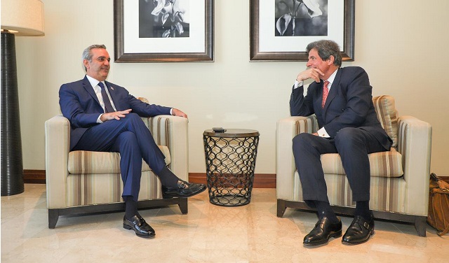 Subsecretario Estado EU destaca manejo Abinader de la Covid-19 imagen