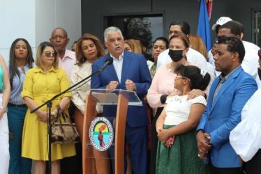 El PRD conmemora natalicio de Peña Gómez; elogia su liderazgo