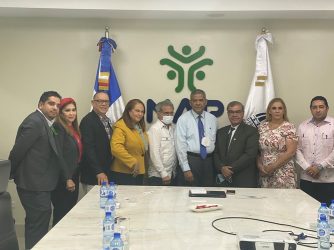 Regularizarán desde abril pagos a los médicos en los hospitales