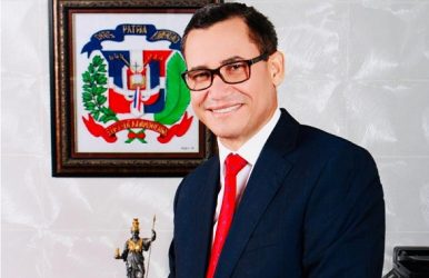 Eddy Olivares anuncia que aceptó  aspirar a la presidencia del PRM