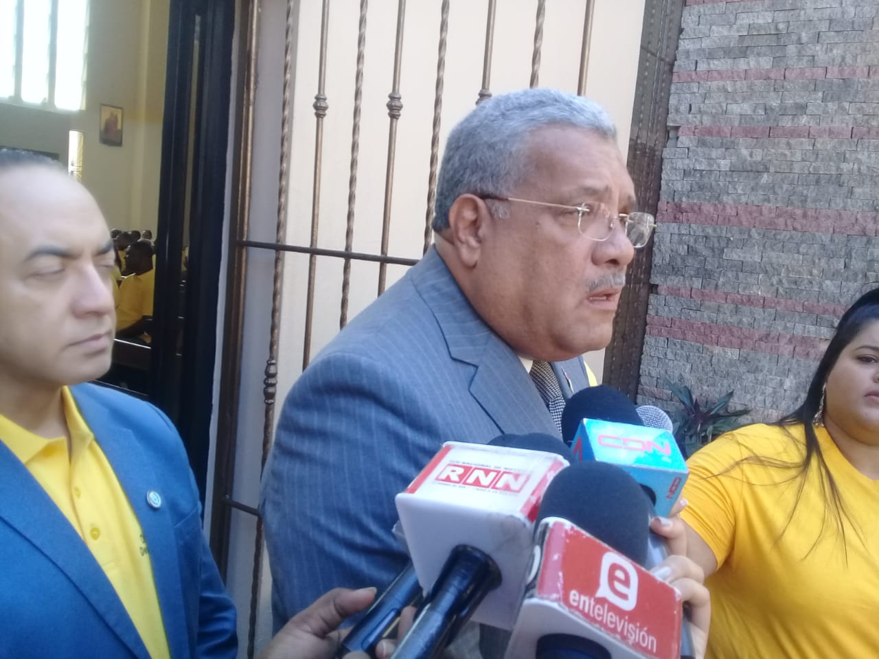 Presidente UDC pide JCE no descuide entrega actas nacimiento imagen