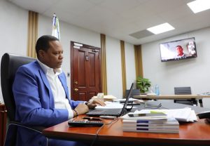 Pro Consumidor busca reducción  de precios de los medicamentos