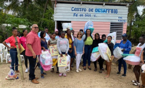 SPM: Diputada ultramar ayuda familias de dominicanos en el exterior
