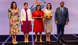 Voluntariado Banreservas reconoce dominicanas destacadas