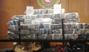 LA ROMANA: Autoridades ocupan 290 paquetes cocaína en la costa