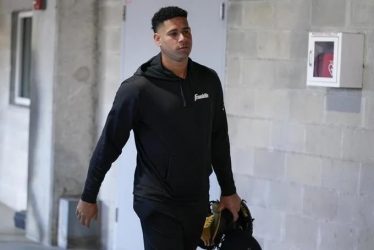 Dominicano Gary Sánchez firma con Orioles por 1 año y $8.5 MM