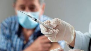 EEUU: Pfizer pide autorizar cuarta dosis de su vacuna para la Covid