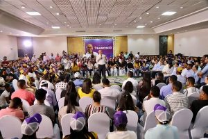 Domínguez Brito asegura empleos dignos para jóvenes es su meta Domínguez Brito asegura empleos dignos para jóvenes es su meta