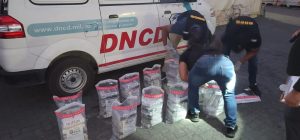 DNCD ocupa otros 64 paquetes de cocaína en el multimodal Caucedo
