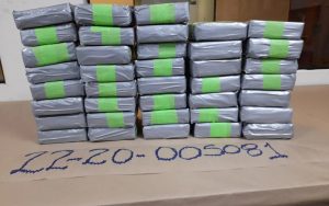 DNCD ocupa 38 paquetes cocaína en yipeta interceptada en peaje