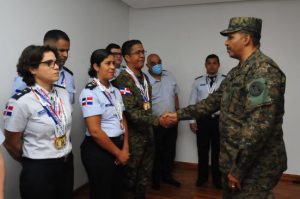 Policía Nacional y Fuerza Aérea dominan boliche Juegos Militares