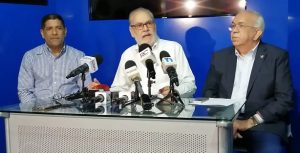 El PRM apoya suspender por seis meses los aranceles a productos