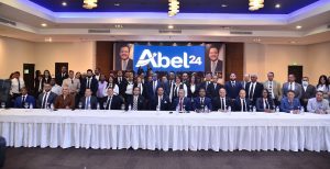 Numerosos abogados pasan a apoyar proyecto de Abel Martínez