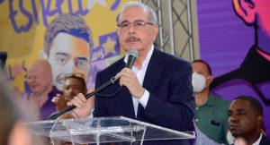 Danilo Medina pide al Gobierno que «no haga retroceder el país»