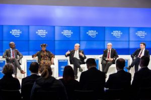 Foro Davos no logra despertar esperanza ante tantas crisis juntas
