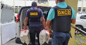 Ocupan 397 paquetes de cocaína tras un tiroteo en costas de Azua
