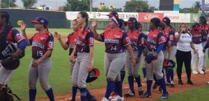 R.Dominicana vence a Puerto Rico en la Copa del Caribe de Béisbol