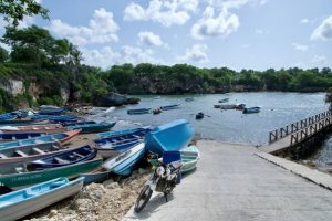 BOCA DE YUMA: Inauguran la rehabilitación muelle pescadores