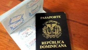 Tras polémicas, R. Dominicana privatizará sus servicios consulares