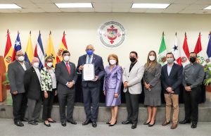 PANAMÁ: Reconocen ministro Educación de R. Dominicana