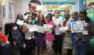 NUEVA YORK: Alianza País honra a madres dominicanas en su día
